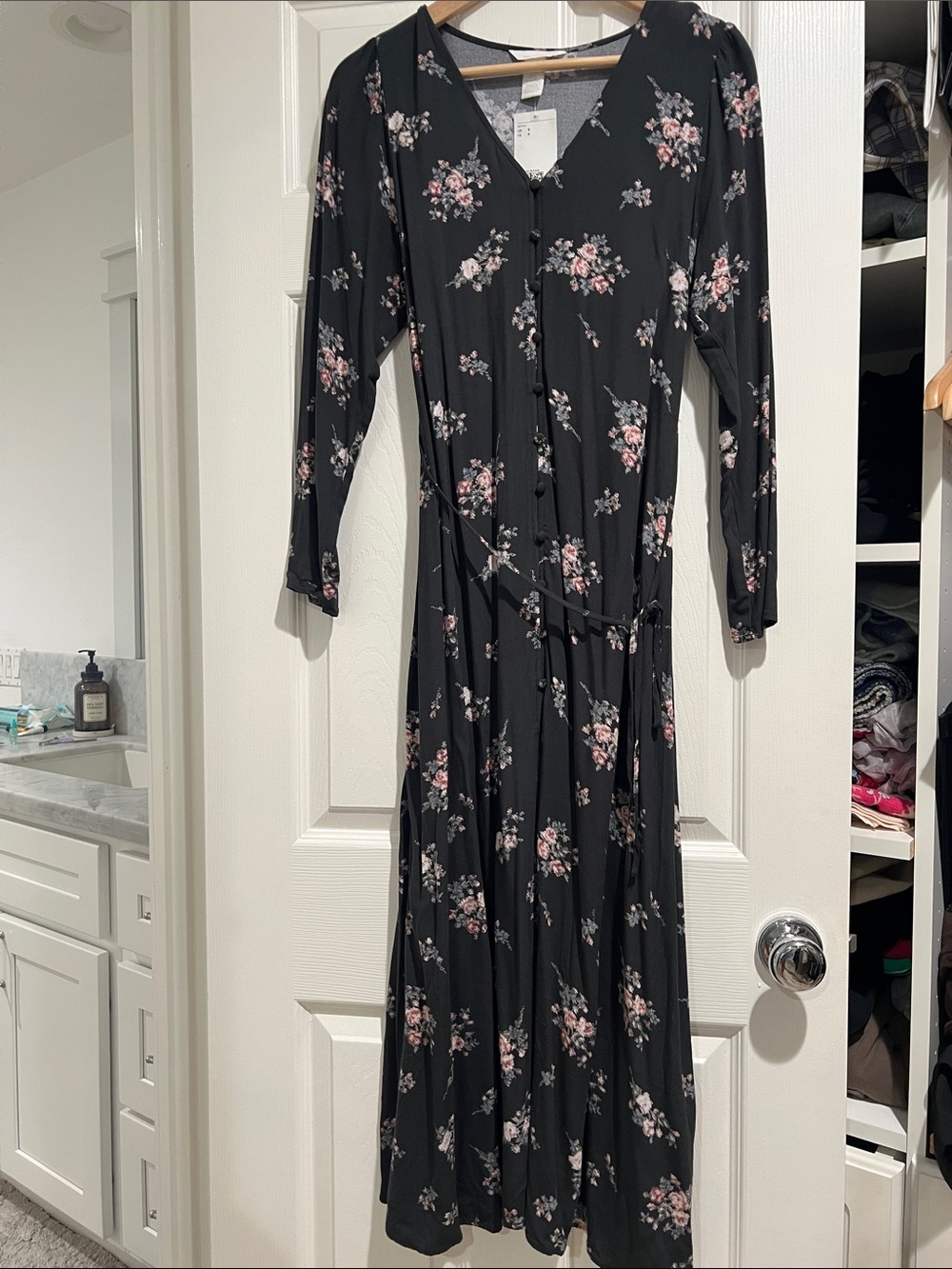 Black Floral Long Sleeve Maxi Dress